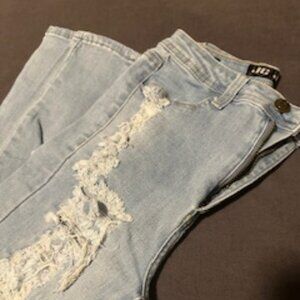 DISTRESSED LIGHT COLOR JEANS